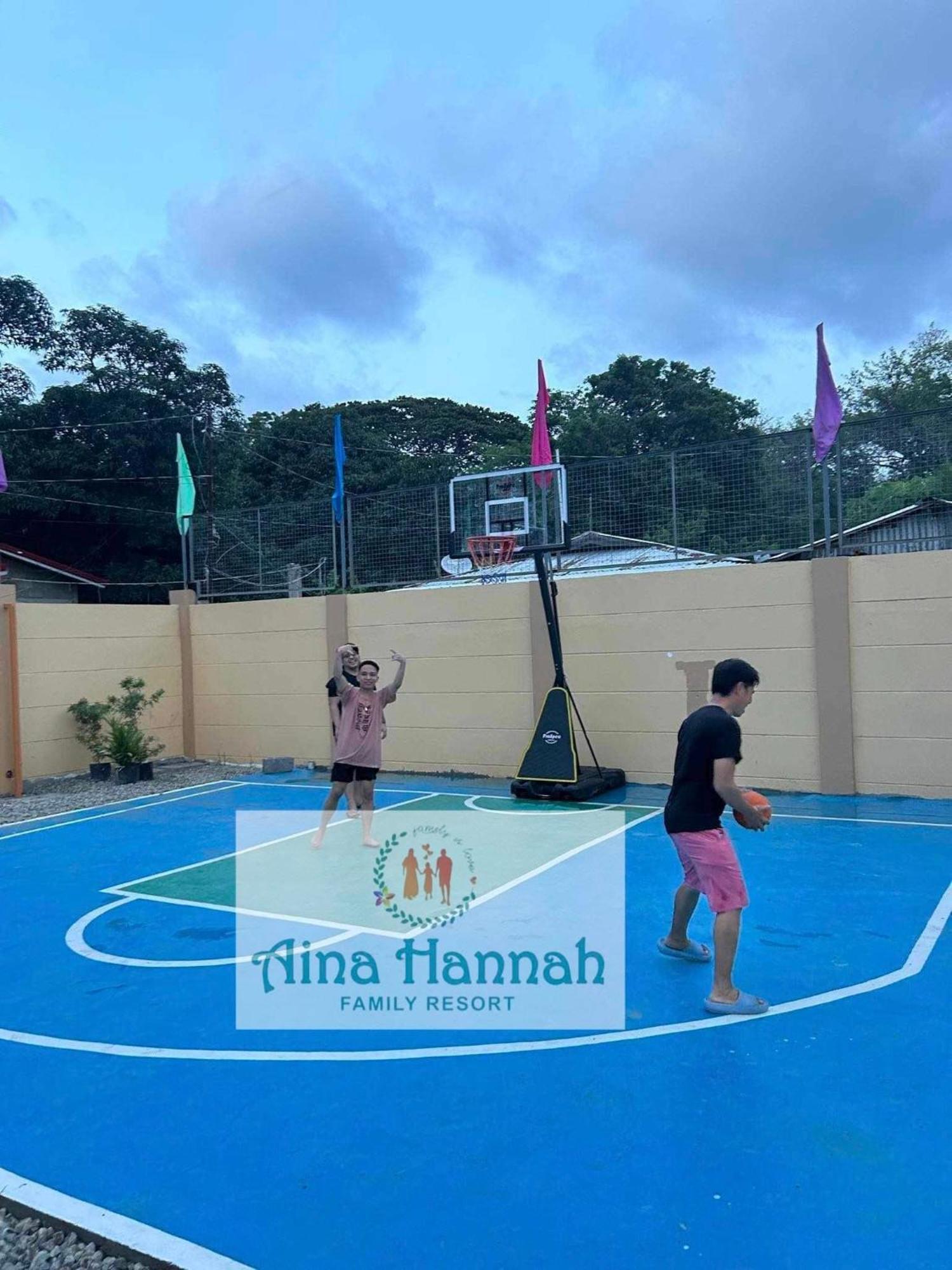 Aina Hannah Family Resort'S Greek Unit Calatagan Extérieur photo