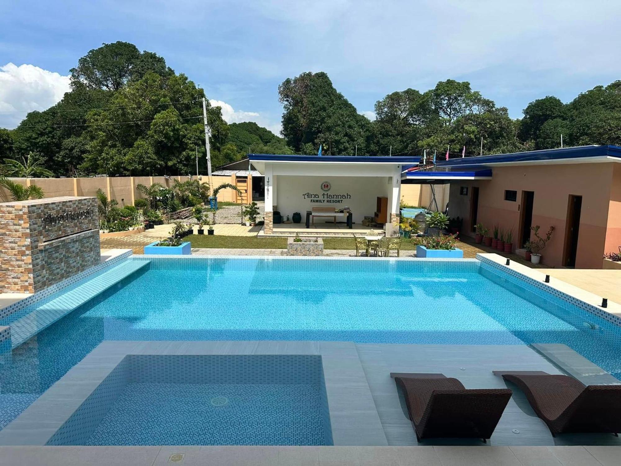 Aina Hannah Family Resort'S Greek Unit Calatagan Extérieur photo